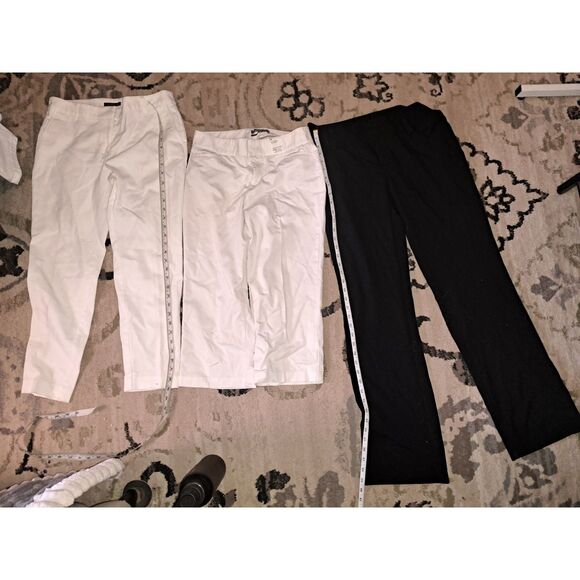 LOT #50 Three Pants Size 4 White Jones New York & Dockers & Blk Daisy Fuentes - Picture 2 of 7